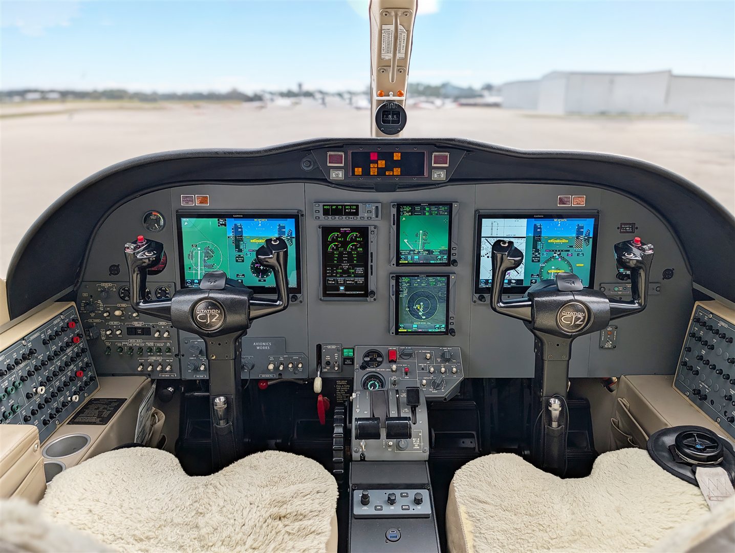 Aircraft Avionics Works